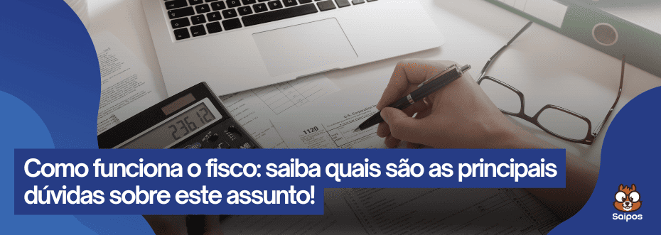 detalhes azuis e folhas e computador